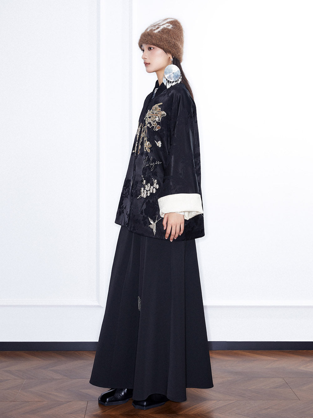 MUKZIN Linglong "Night Banquet" Chinese Embroidered Jacquard Coat