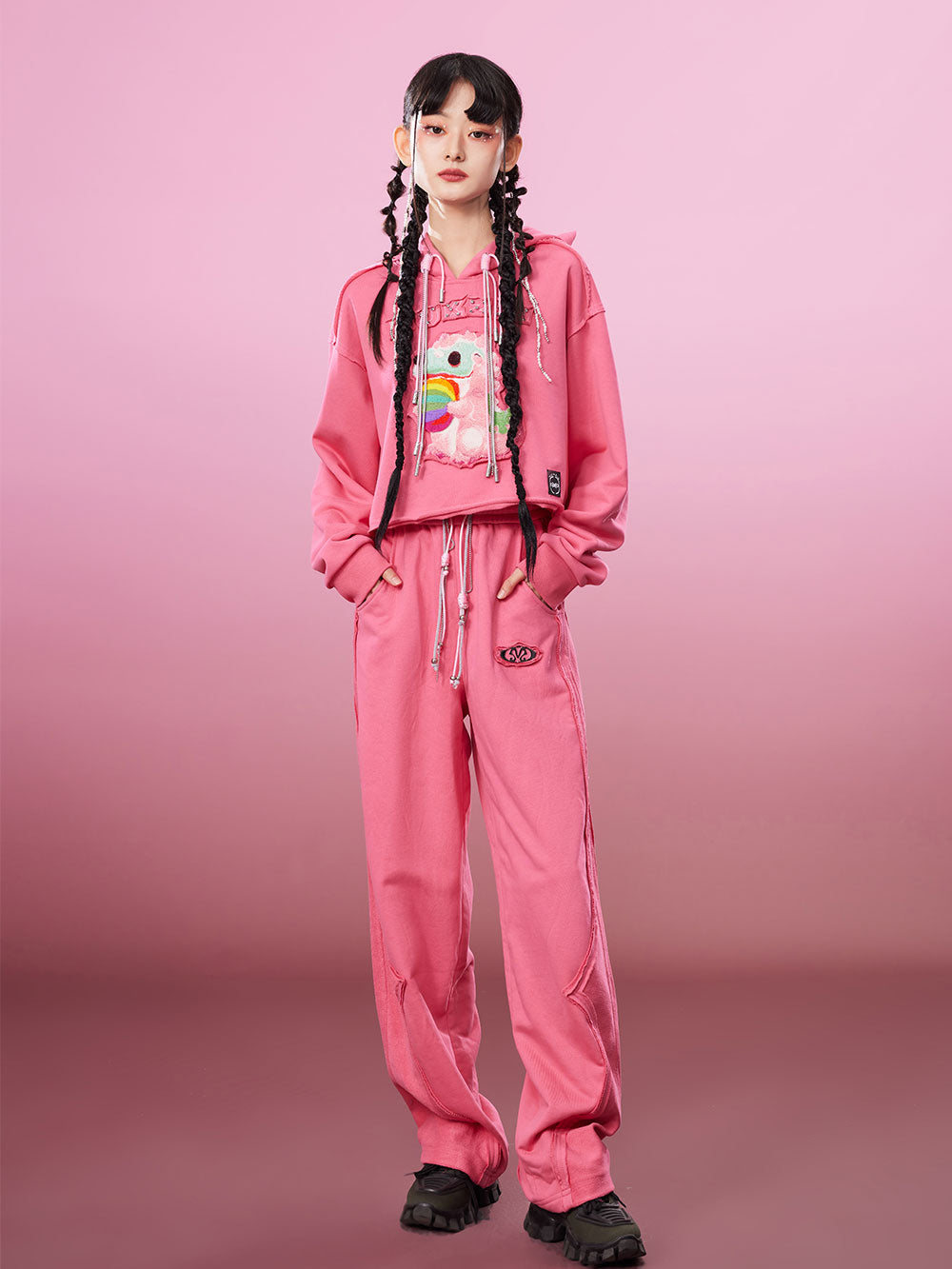 MUKZIN Pink Cute Embroidered Campus Style Sweatshirt