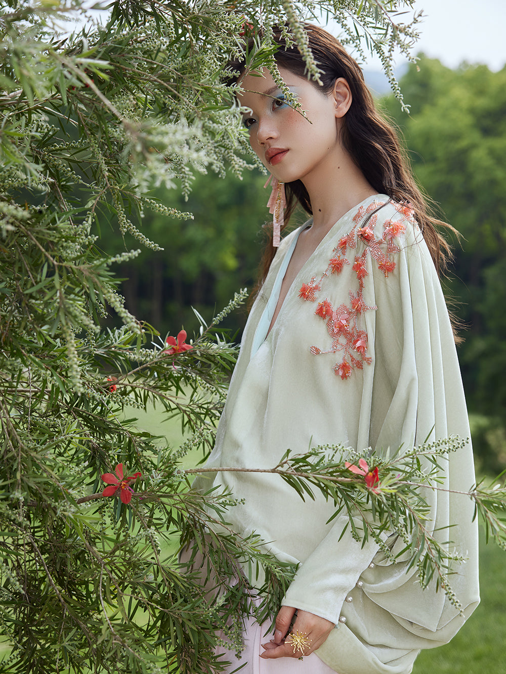 MUKZIN×Capsule Collection New Chinese-Style Silk Stand Collar Jacket with Tassels – Green