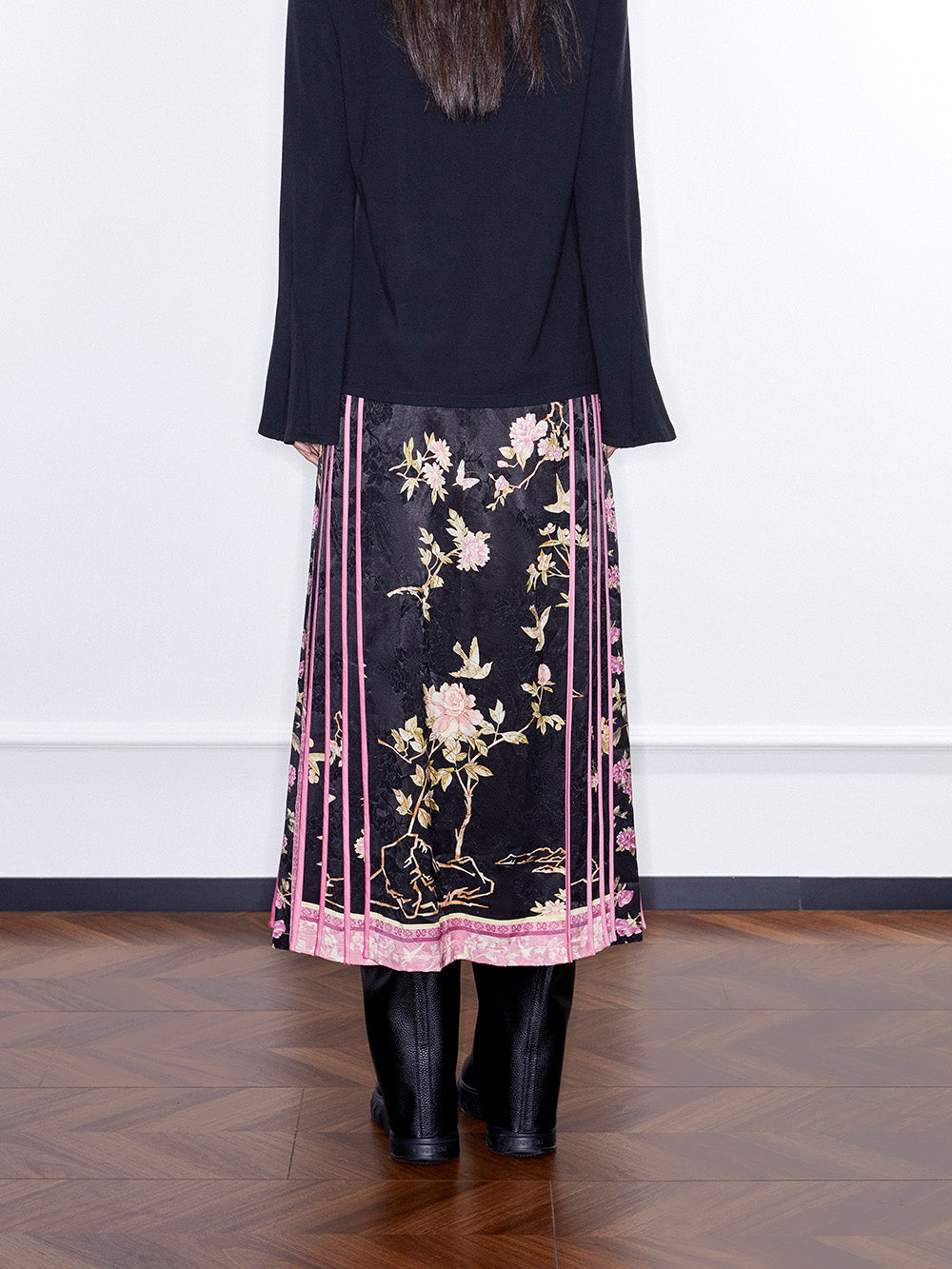 MUKZIN Linglong “Abundant Flowers”Straight-Leg Pleated Skirt.