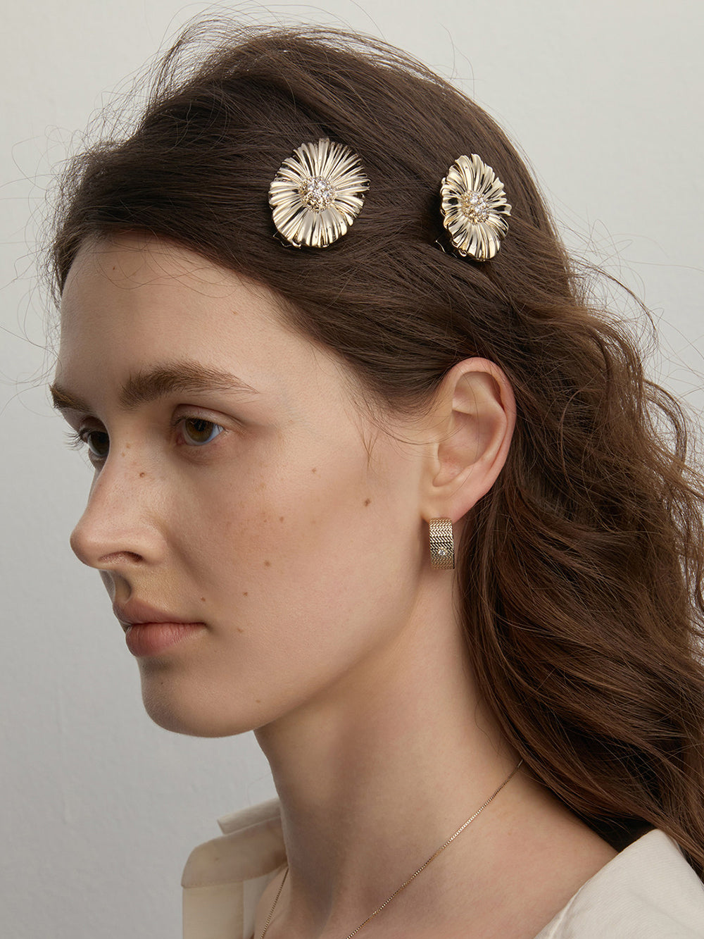 MUKTANK×SUN HUNTER Garden Daisy Hair Clip