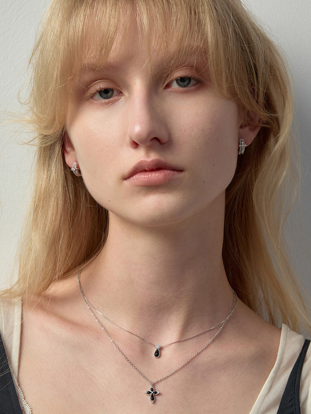 MUKTANK×SUN HUNTER Petal Ear Cuffs