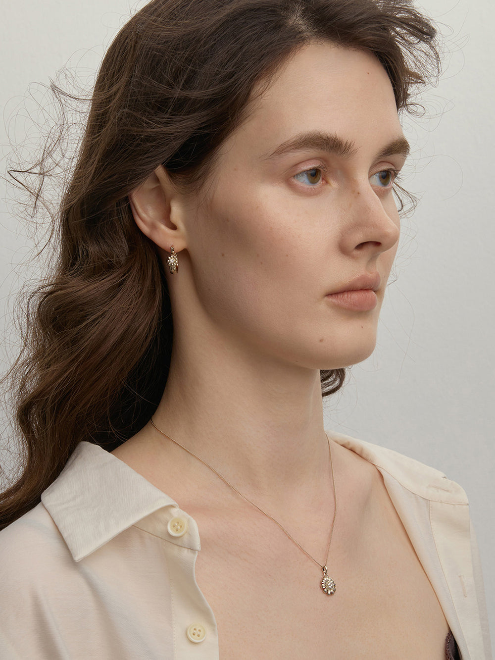 MUKTANK×SUN HUNTER Garden Mini Daisy Chain Necklace