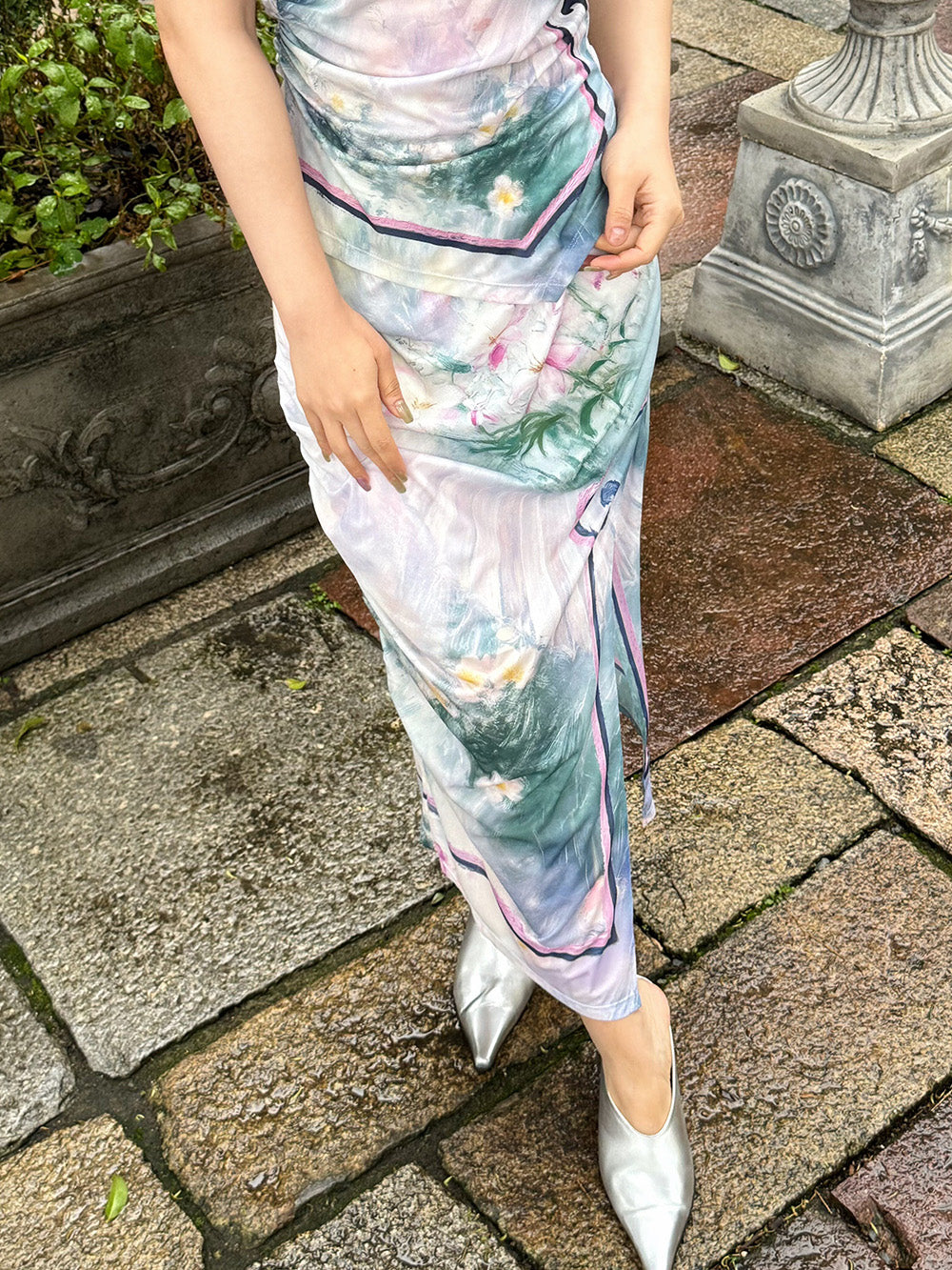 Mukzin“Capsule Collection”Half Skirt Of The "Moonlight Over The Lotus Pond" Suit