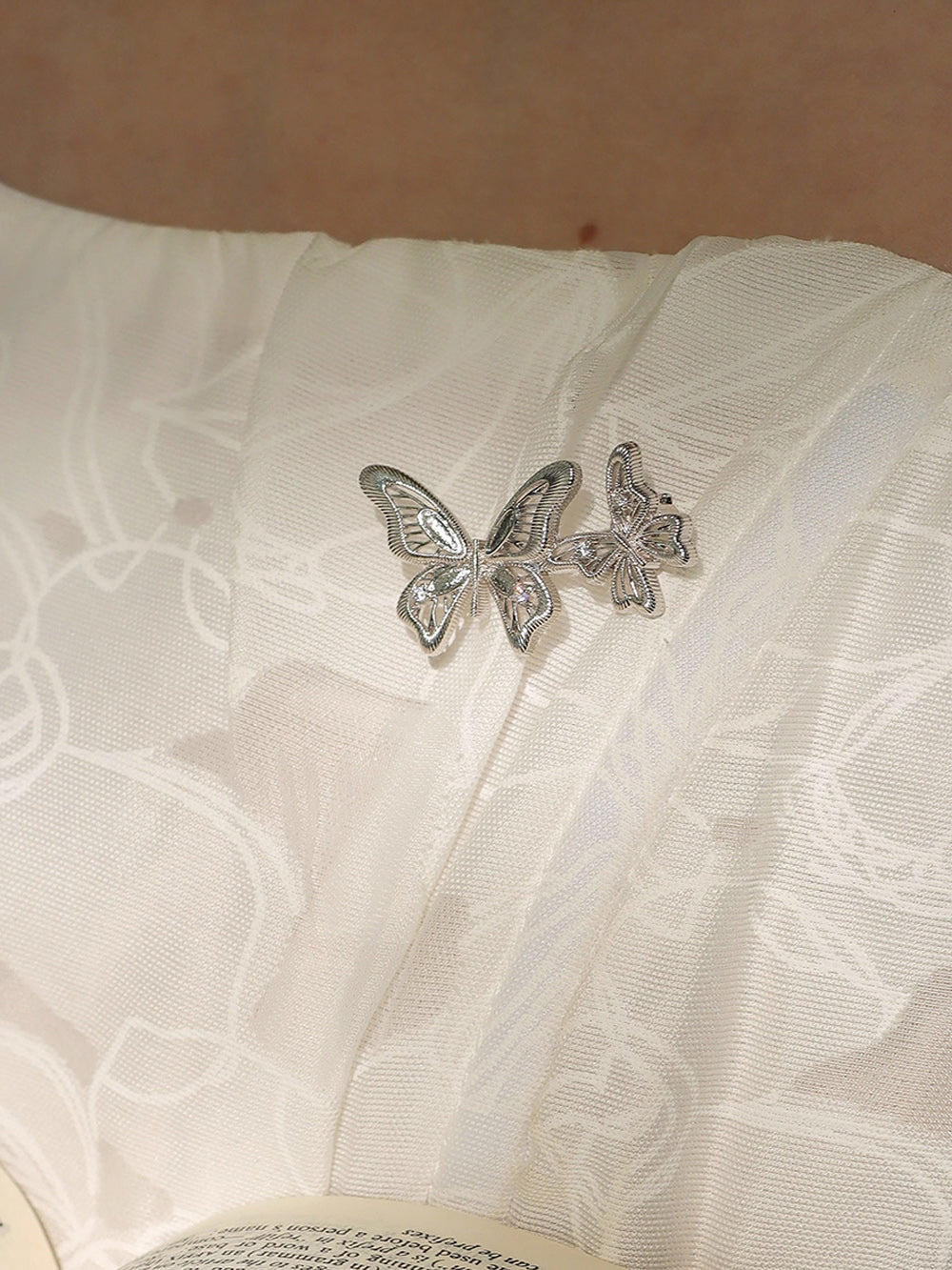 MUKTANK×SUN HUNTER “Emergence”Lace Butterfly Brooch