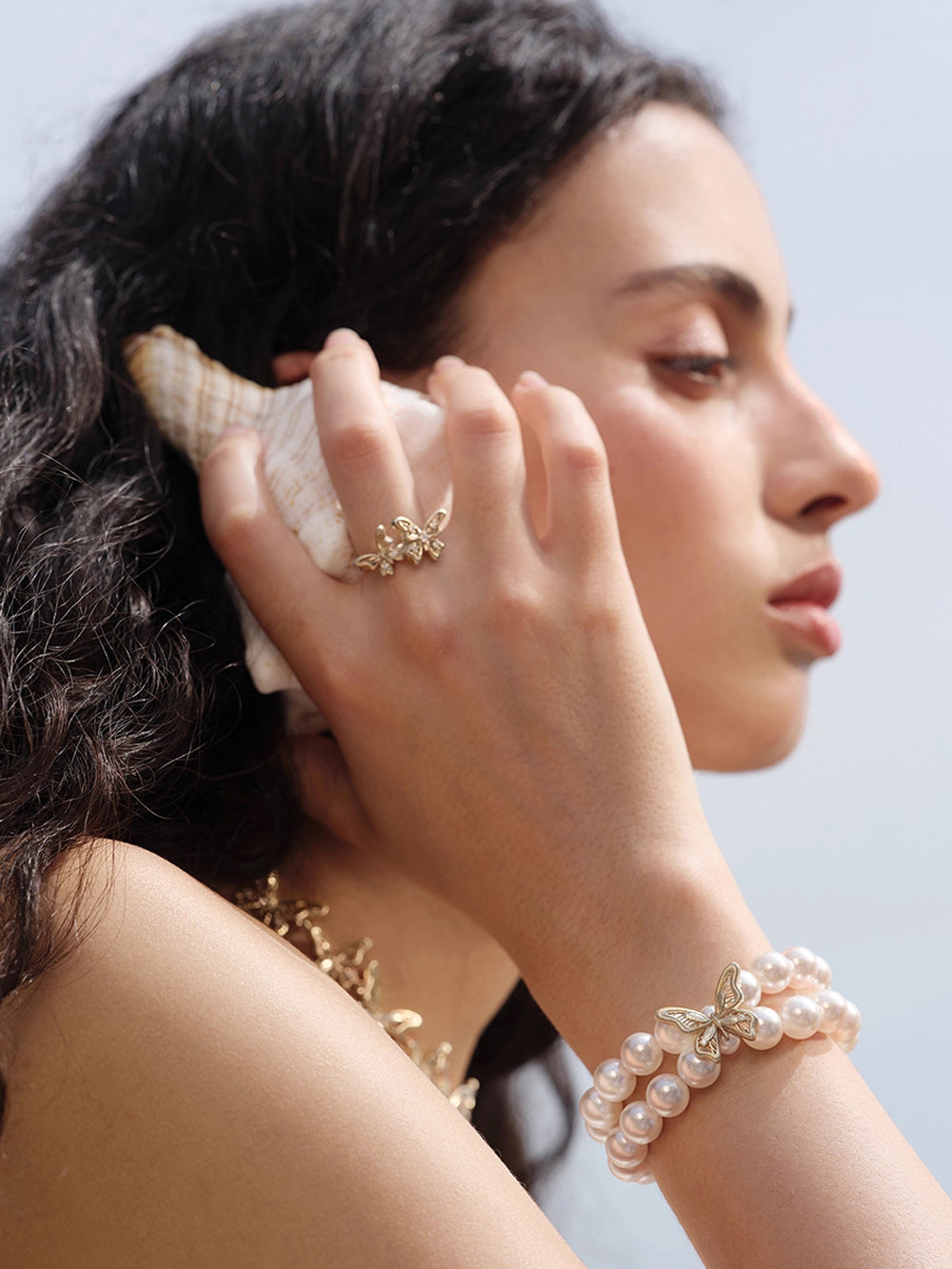 MUKTANK×SUN HUNTER “Emergence”Two-Tone Lace Butterfly Pearl Bracelet