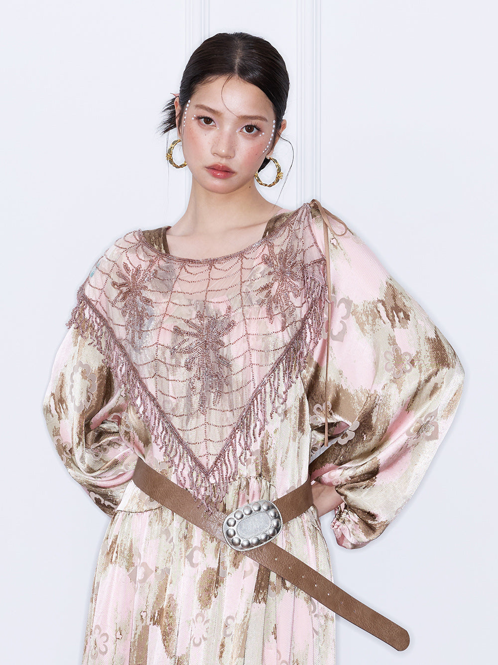 MUKZIN“Capsule Collection”Bohemian Beaded Fringe Mesh Shrug