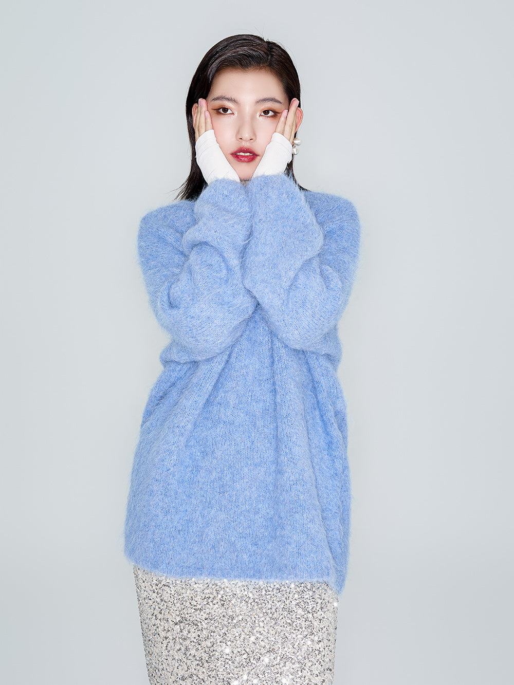 MUKZIN Linglong Dusk Cloud V neck Oversized Alpaca Knitted Sweater