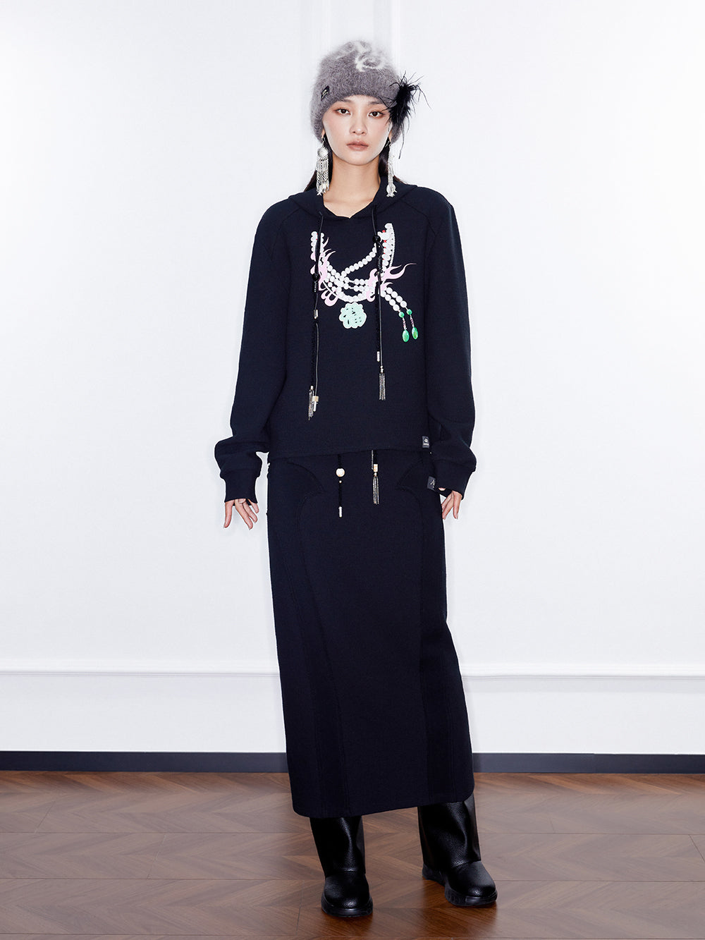 MUKZIN Linglong Long-sleeve Hoodie