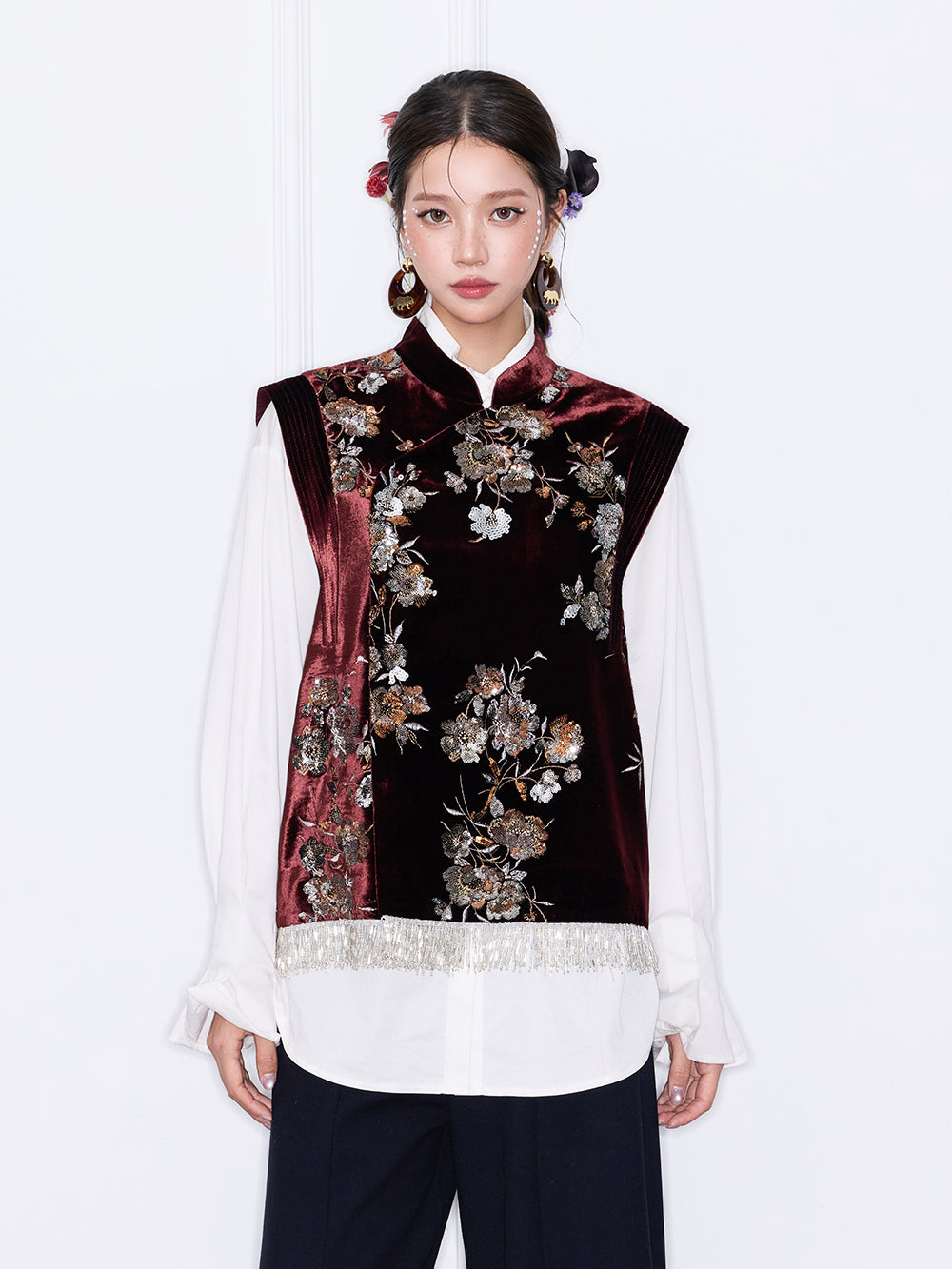 MUKZIN“Capsule Collection”Burgundy Velvet Chinese Style Vest Women