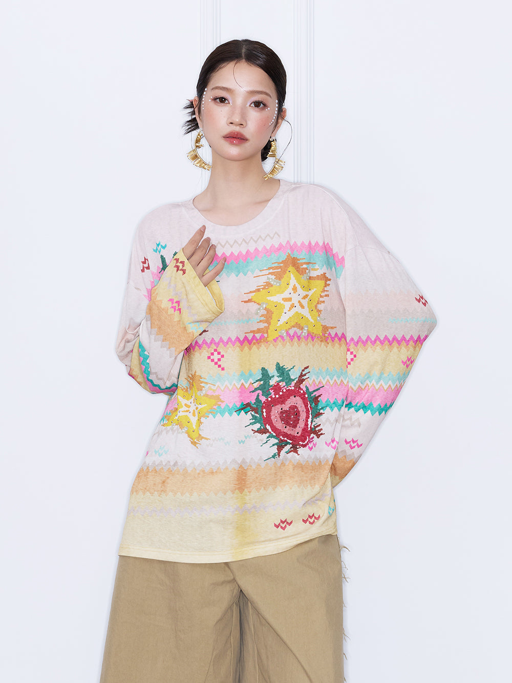 MUKZIN“Night Ballad of Chang'an”Y2K Star Heart Print Oversized Long Sleeve Tee, Vintage Bohemian Casual Knit Top for Women