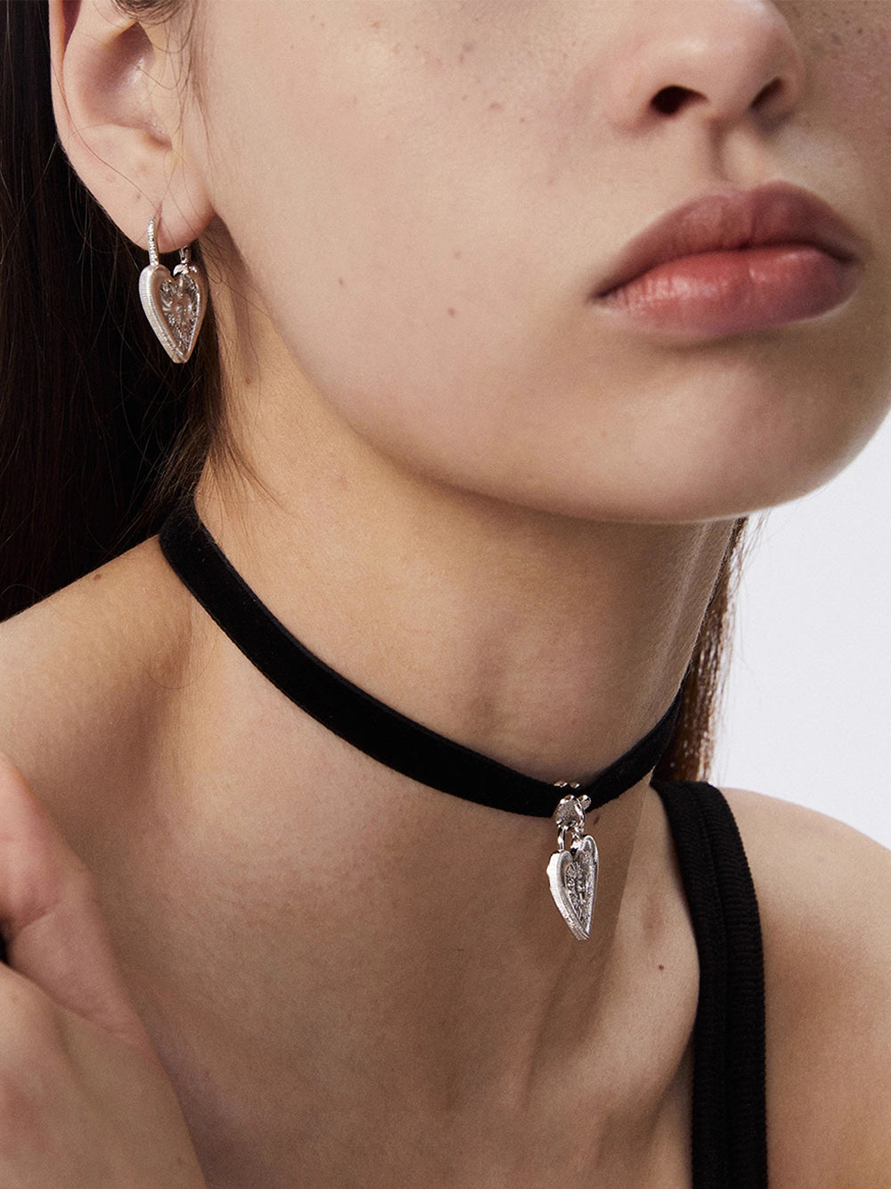 MUKTANK×SUN HUNTER Double-sided lace heart lock earrings