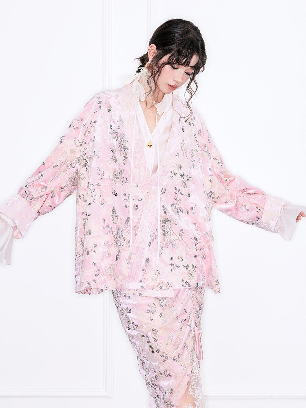 MUKZIN“Realm of Ethereal Mist”Pink Floral Jacquard Loose Cardigan