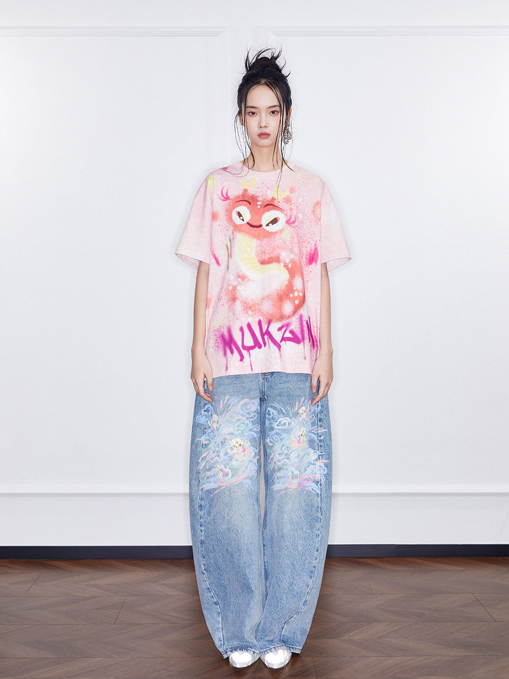 MUKZIN SpringPrelude "Fortunate Tiger Soaring through Clouds" Washed Denim Curved - blade Pants