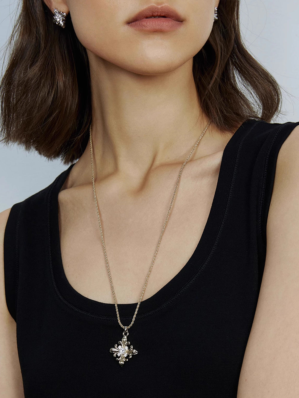 MUKTANK×SUN HUNTER Long Simple Iris-themed Necklace