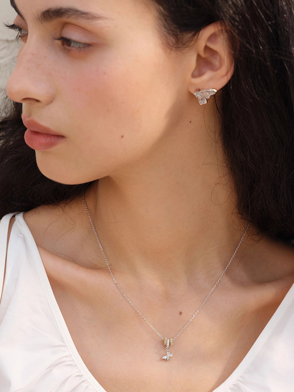 MUKTANK×SUN HUNTER “Emergence”Mini Lace Butterfly Necklace