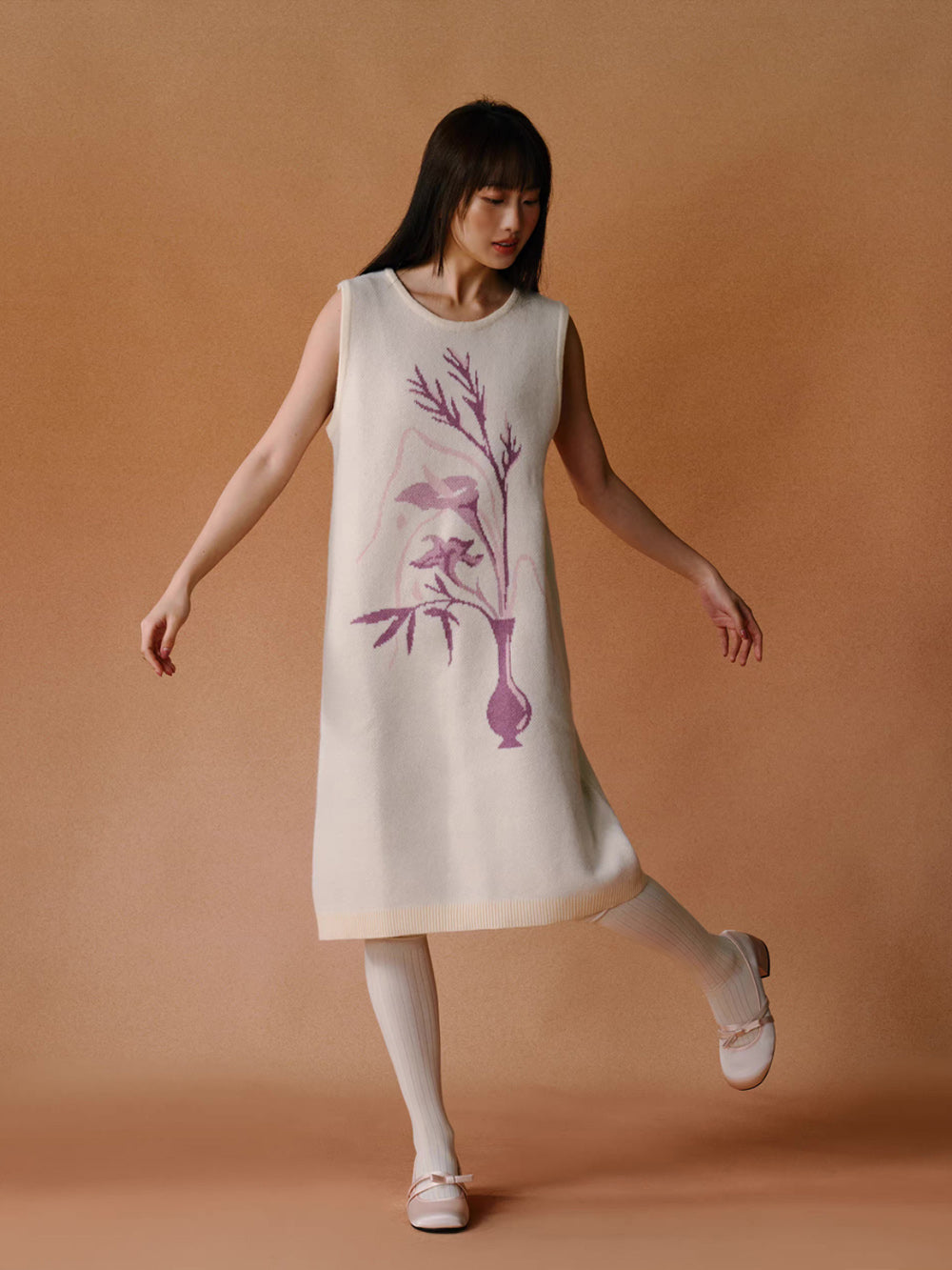 MUKTANK×LOUMUTAKU Sleeveless Dress With a Vase Pattern