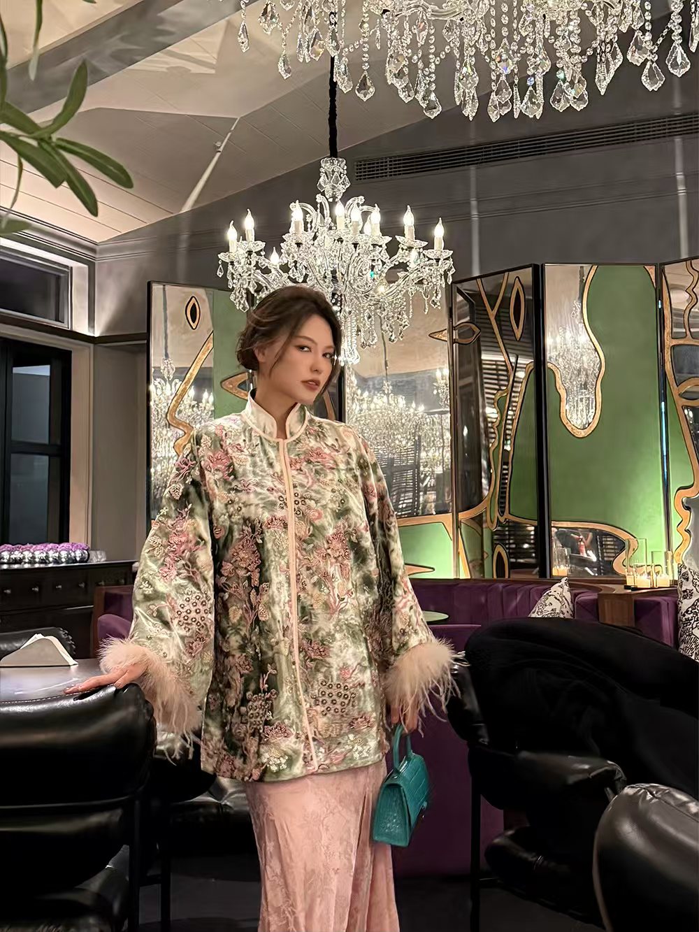 MUKZIN A Dream - like Life Exquisite New Chinese - style Cape with Feather - trimmed Cuffs