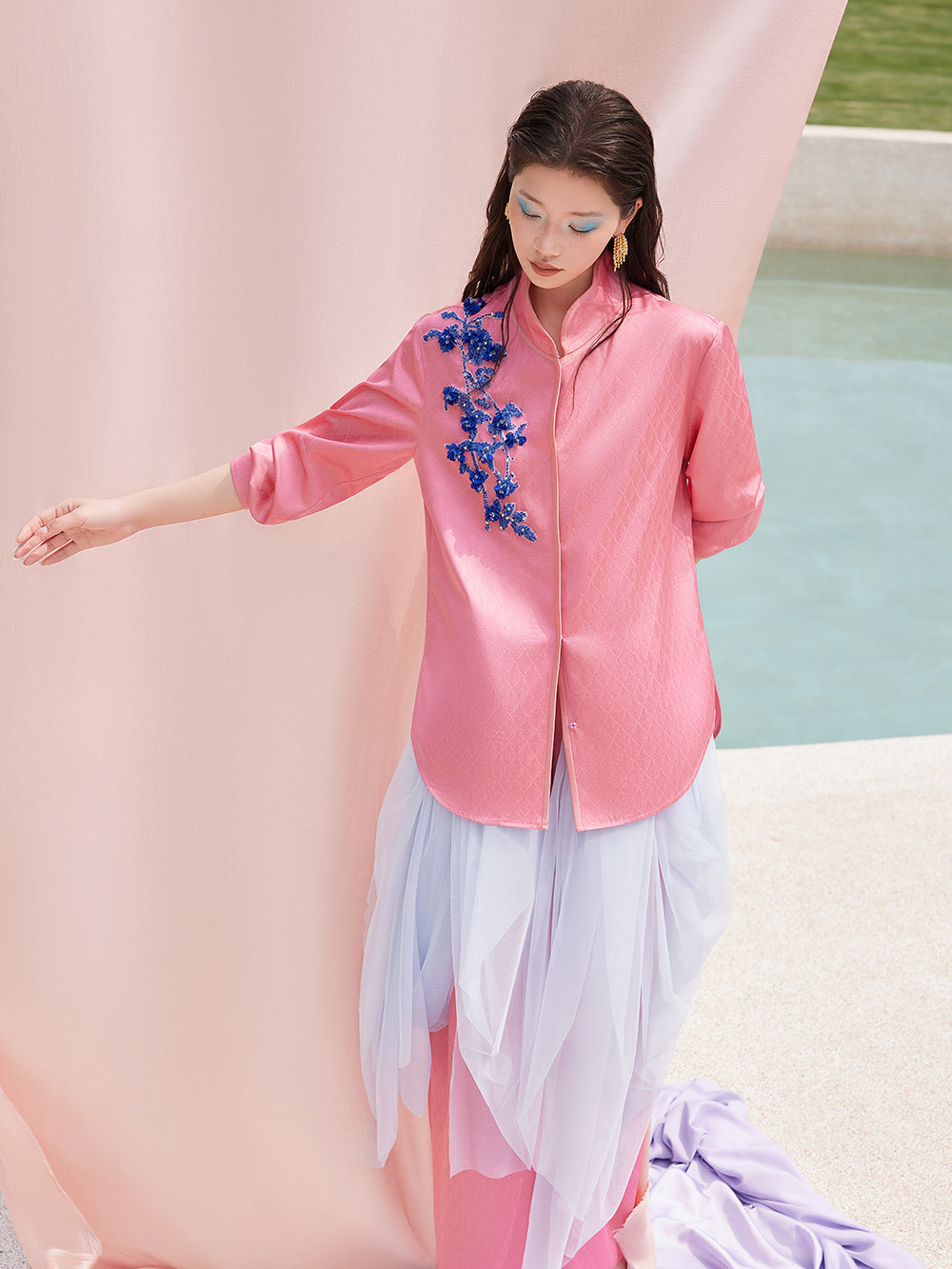 MUKZINxCapsule Collection New Chinese‑Style Intangible Cultural Heritage Hami Hand‑Embroidered Pink Acetate Trousers