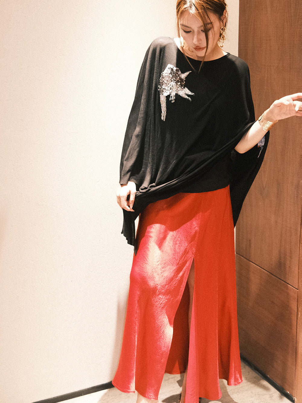 MUKZIN“Capsule Collection”Vintage Vermilion Design-Forward Midi Skirt