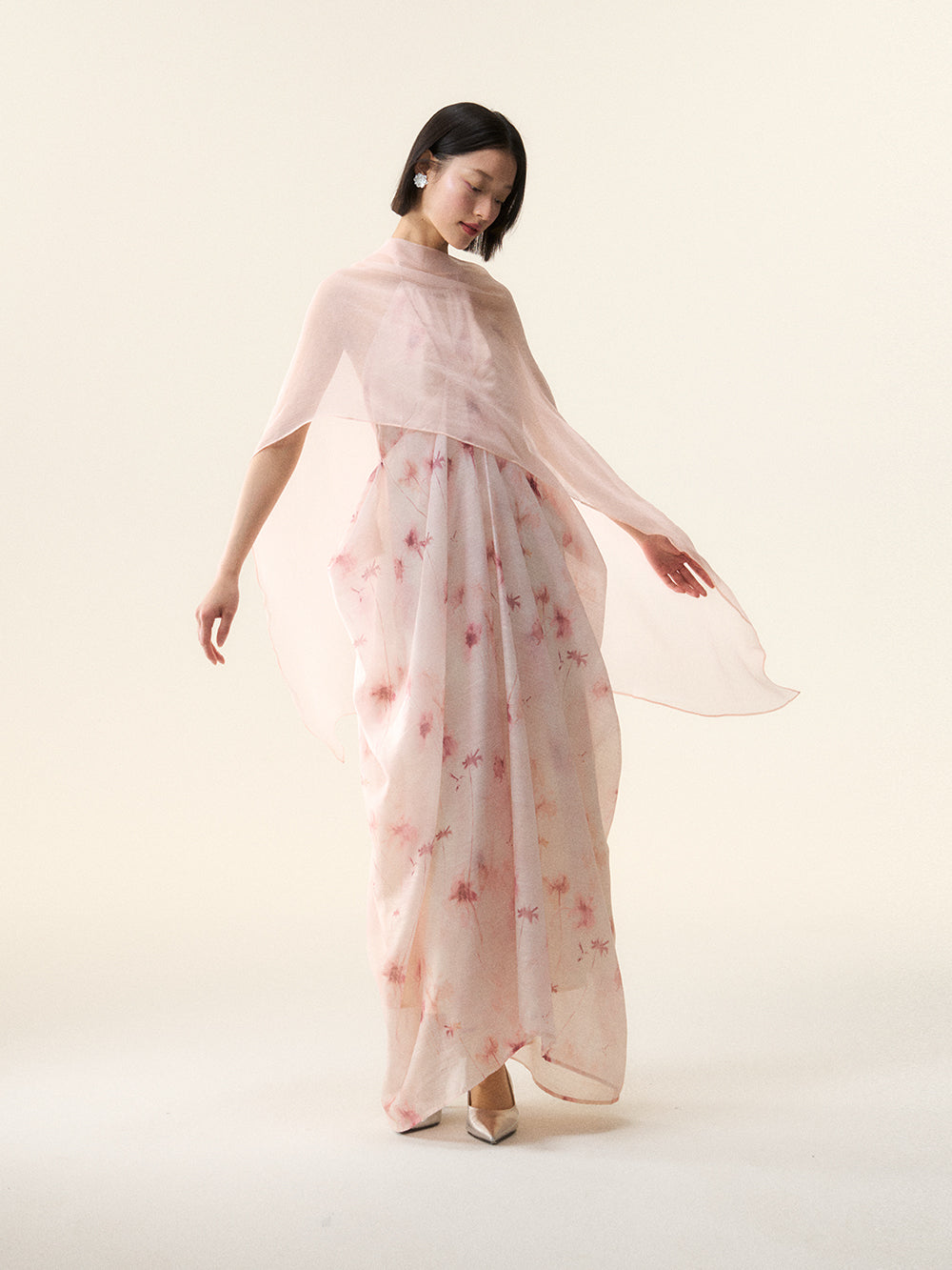 MUKTANK×LOUMUTAKU Halter-neck Dress in the Shape of a Vase