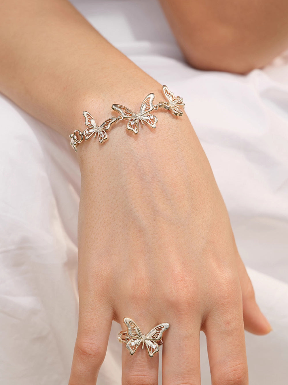 MUKTANK×SUN HUNTER “Emergence”Three-Lace Butterfly Bracelet
