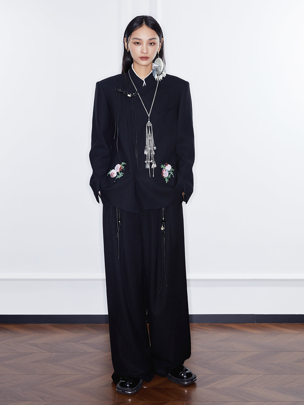 MUKZIN Linglong Black Coat