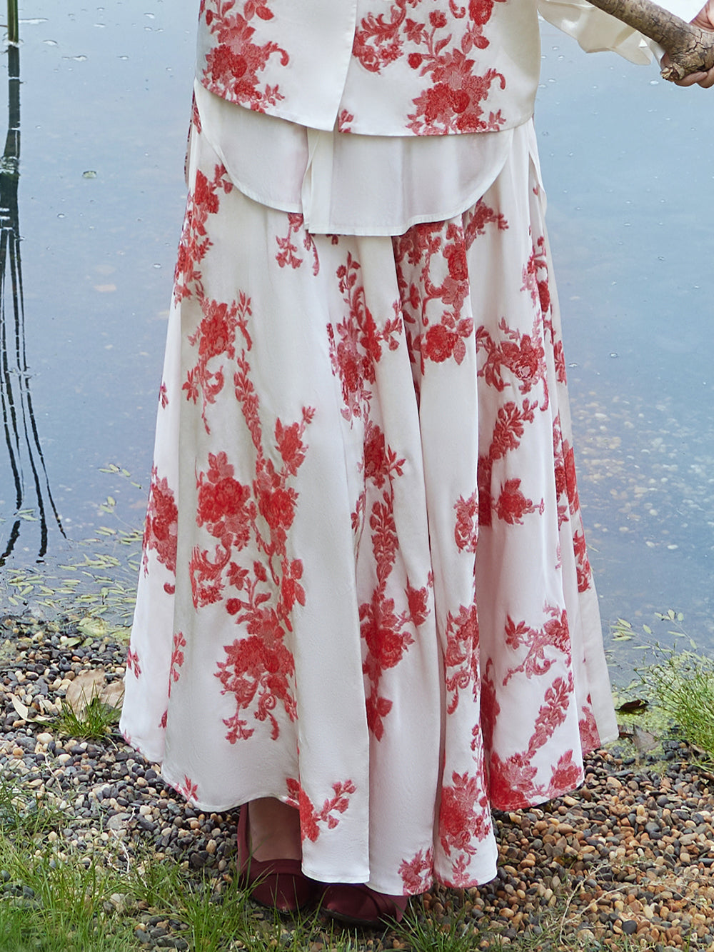 MUKZIN×Flourishing Blooms New Chinese-style intangible cultural heritage Hami hand-embroidered printed skirt
