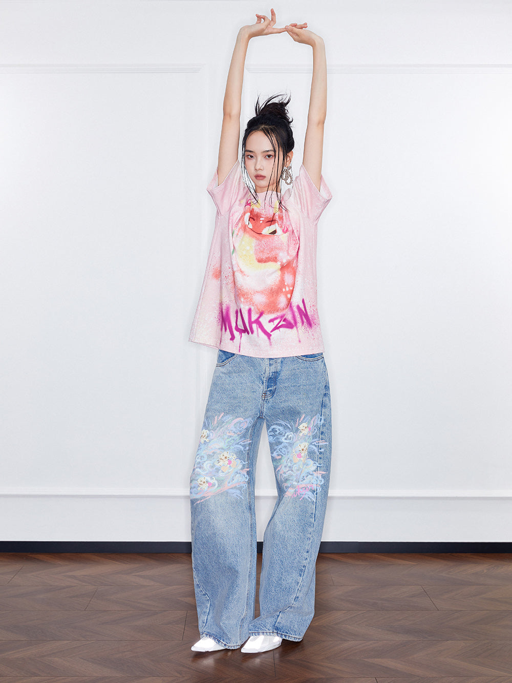MUKZIN SpringPrelude "Fortunate Tiger Soaring through Clouds" Washed Denim Curved - blade Pants