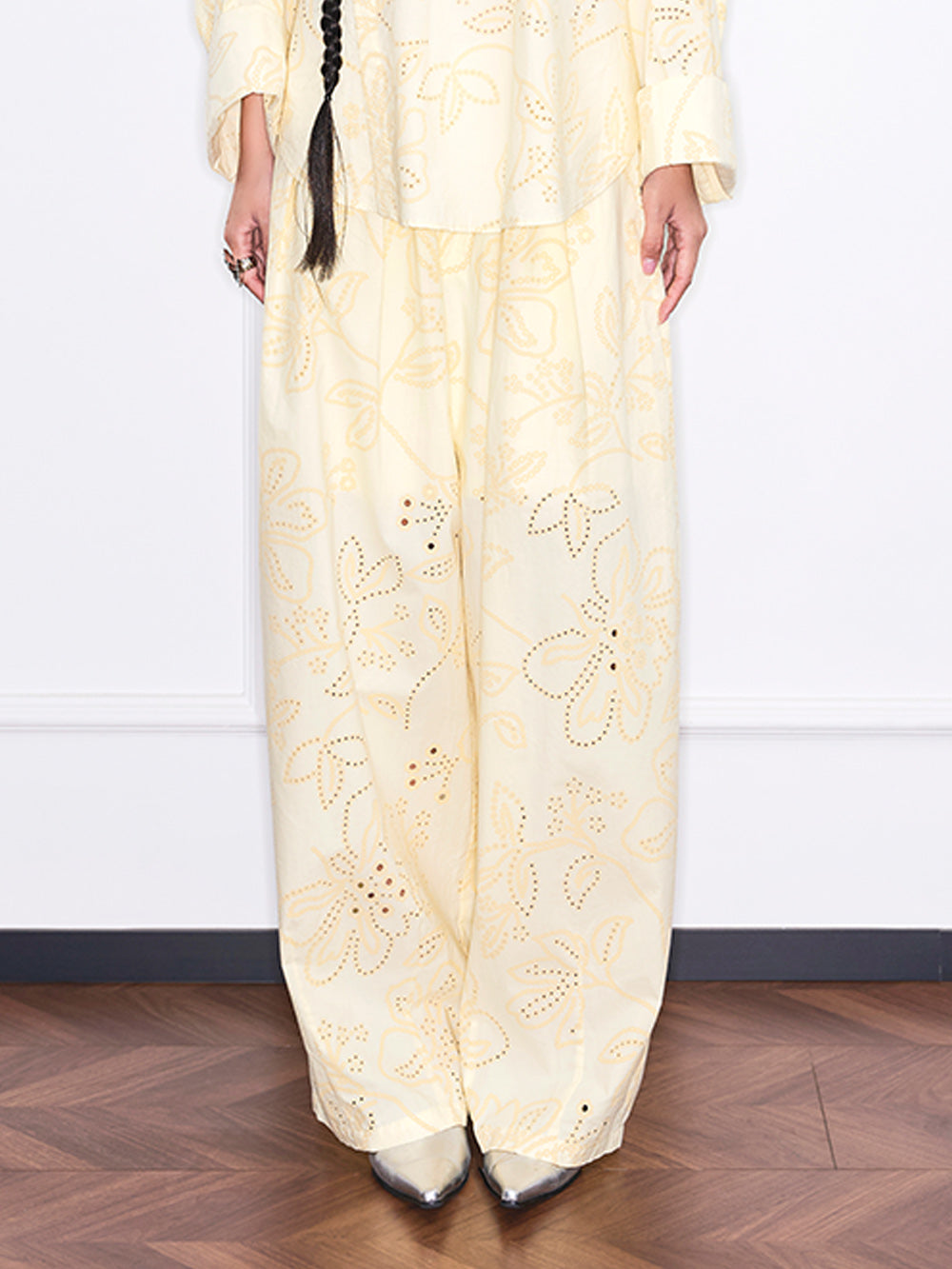 MUKZIN“Realm of Ethereal Mist”Light blue hollow-out wide-leg pants