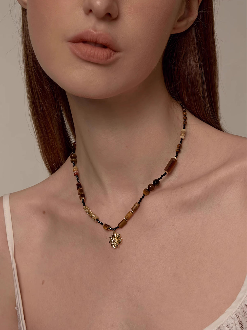 MUKTANK×SUN HUNTER Gerbera and Tiger's Eye Necklace