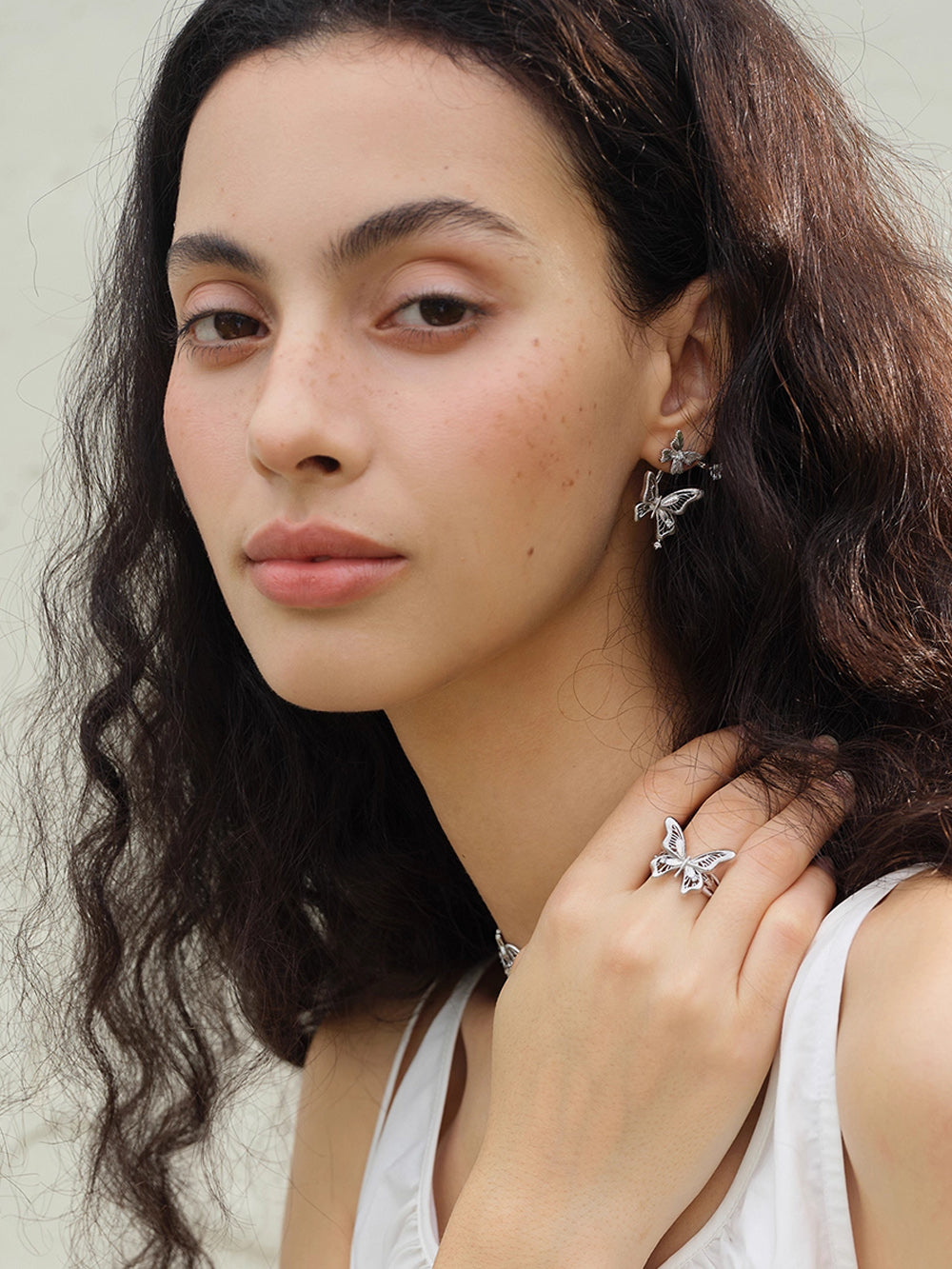 MUKTANK×SUN HUNTER “Emergence”Lace Butterfly Earrings with Upper and Lower Parts