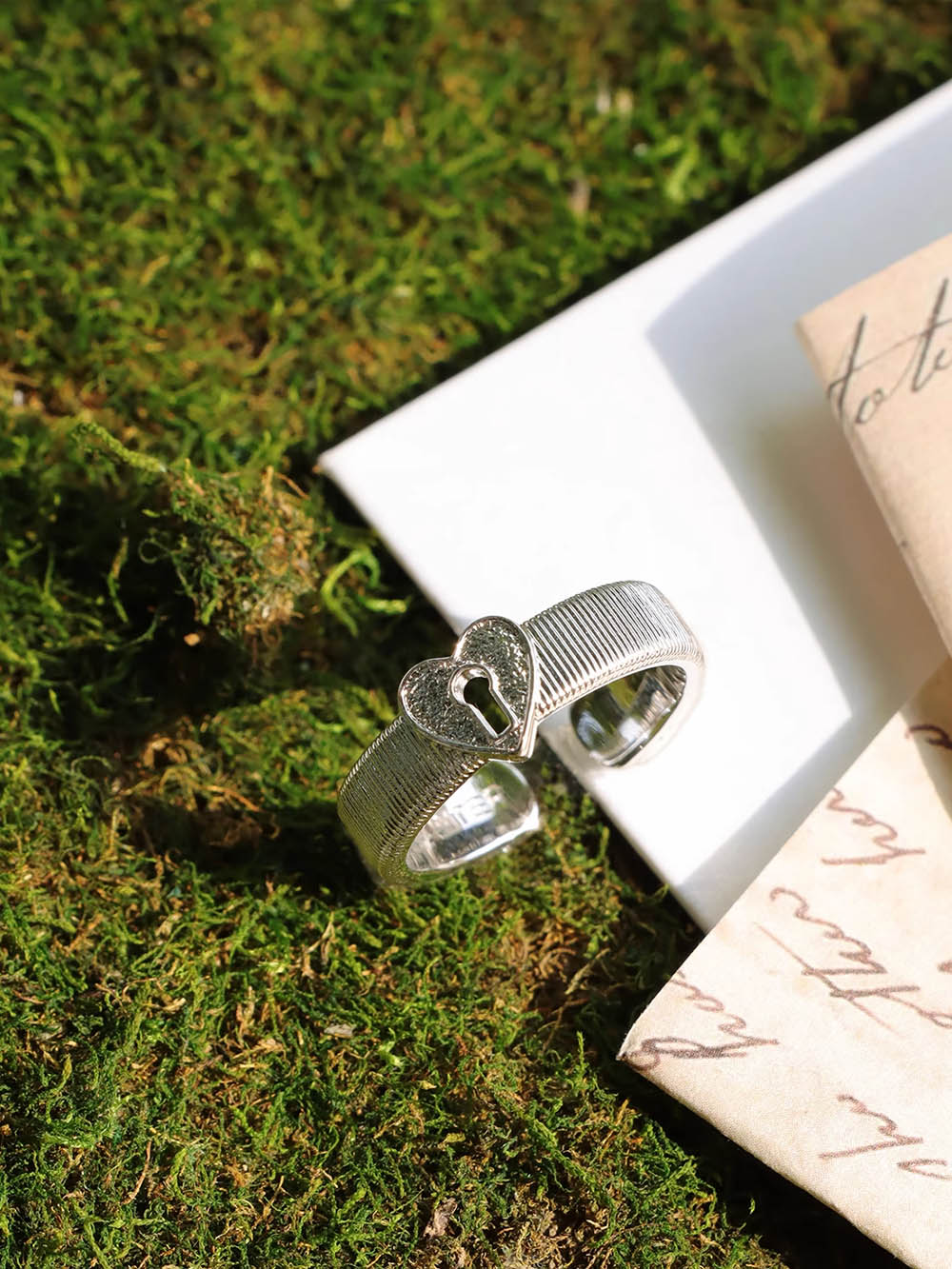 MUKTANK×SUN HUNTER Wide lace lock core ring