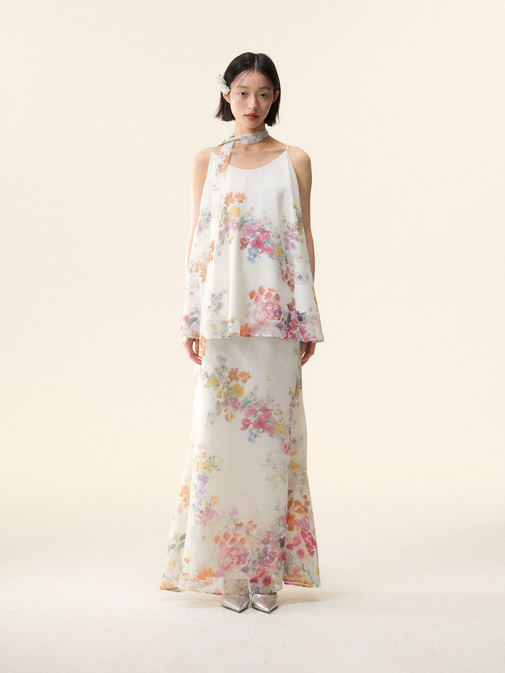 MUKTANK×LOUMUTAKU Top of the Light-colored Flower Cluster Suit