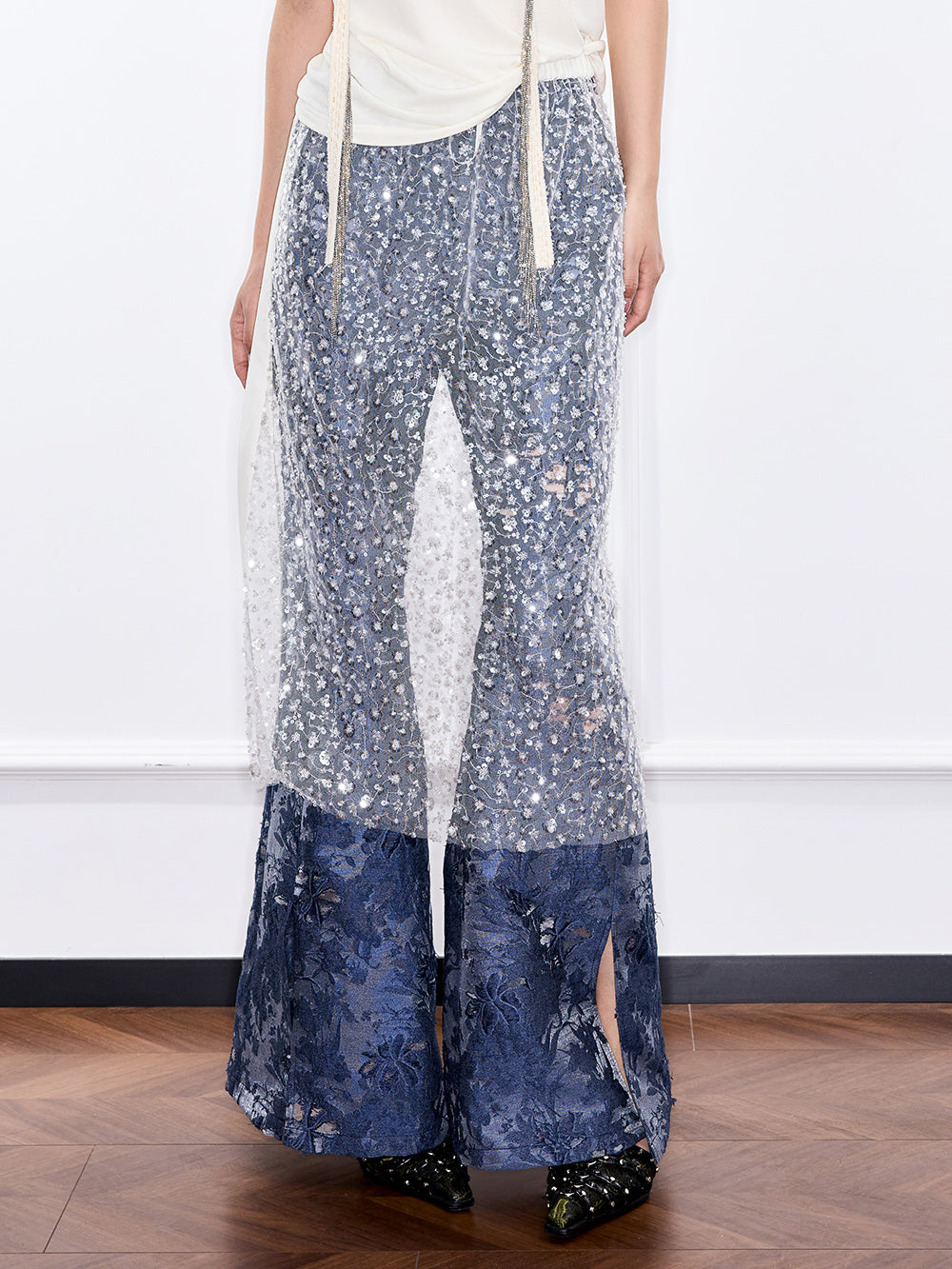 MUKZIN“Capsule Collection” Lace Skirt