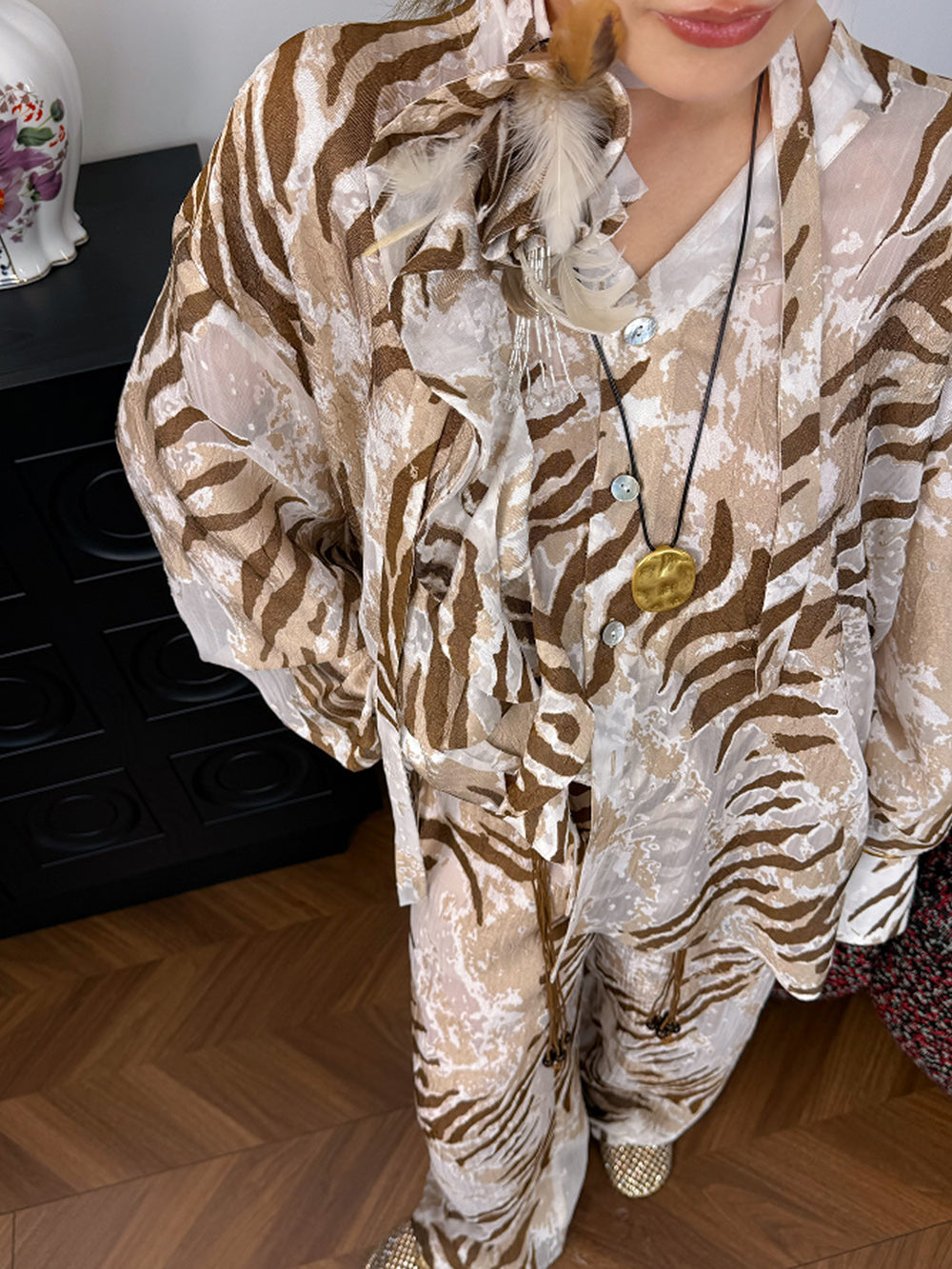 MUKZIN“Capsule Collection”Tiger print slimming shirt