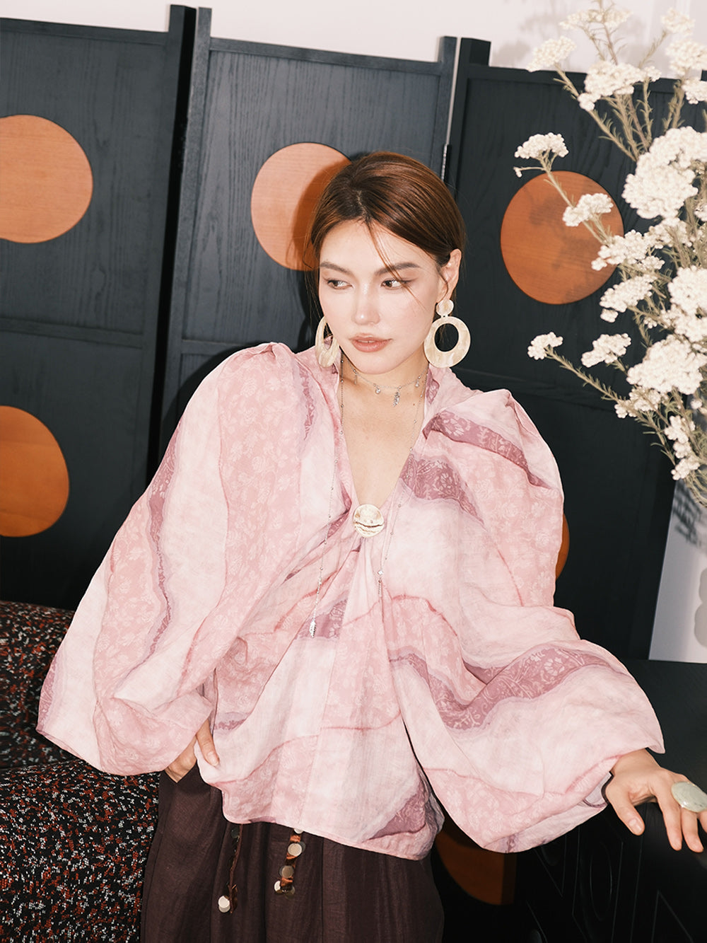MUKZIN“Capsule Collection”Pink-toned Ombre Lantern Sleeve Blouse