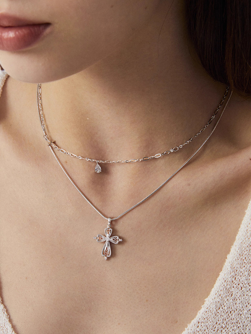 MUKTANK×SUN HUNTER Lace cross double-layer teardrop necklace