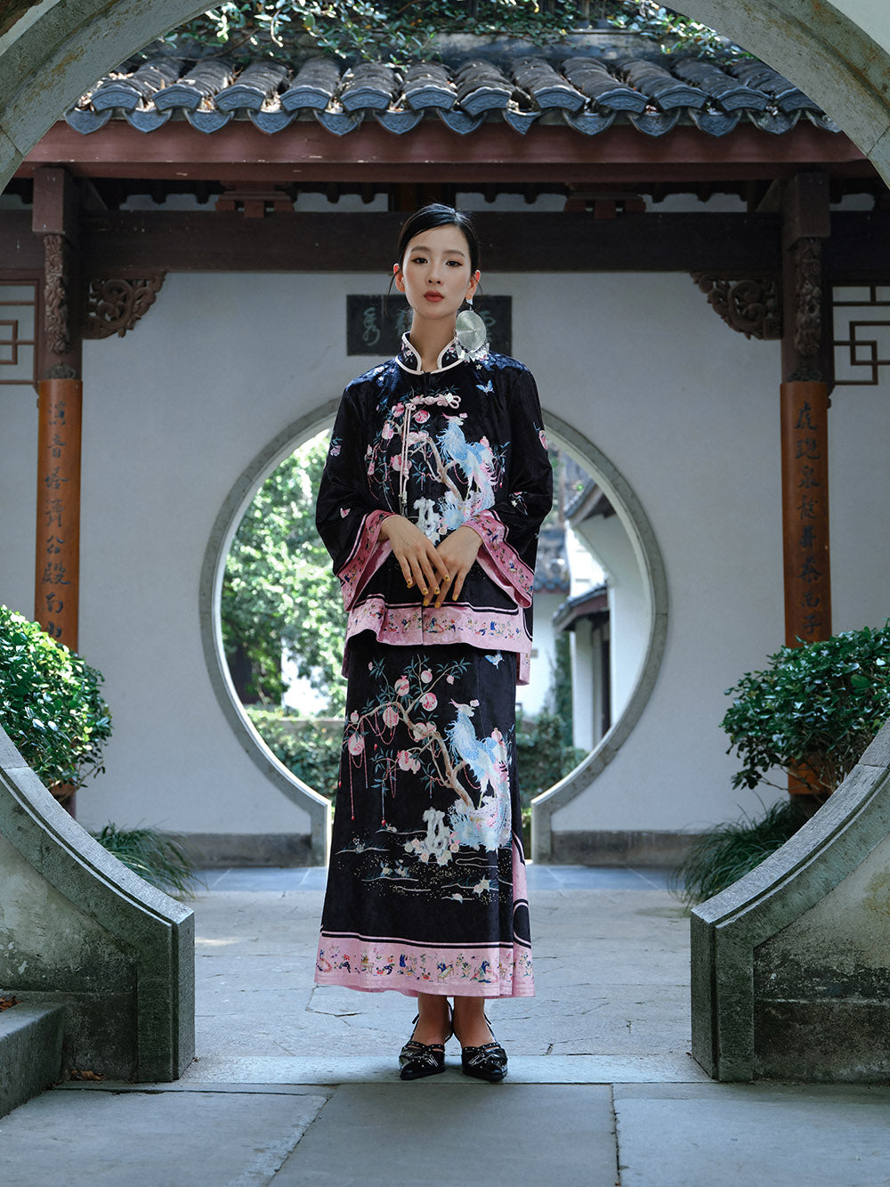 MUKZIN Linglong "Linglongzi" Stand Collar Velvet Printed Cardigan