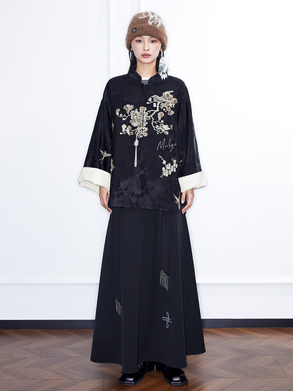 MUKZIN Linglong "Night Banquet" Chinese Embroidered Jacquard Coat