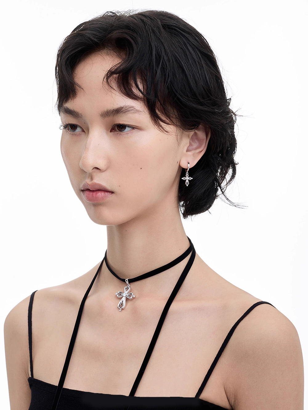 MUKTANK×SUN Lace cross velvet necklace
