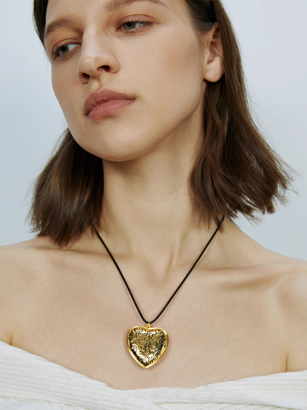 MUKTANK×SUN HUNTER Engraved Heart-shaped Necklace