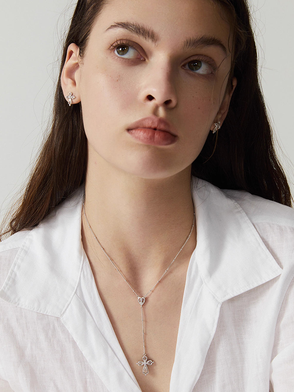 MUKTANK×SUN HUNTER Lace cross stud earrings