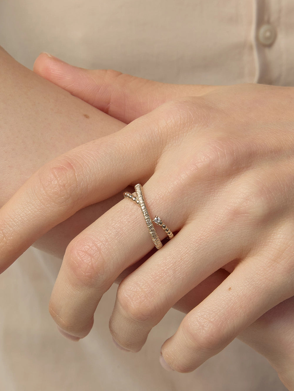 MUKTANK×SUN HUNTER Cross Wire-Wrapped Ring - S925 Silver