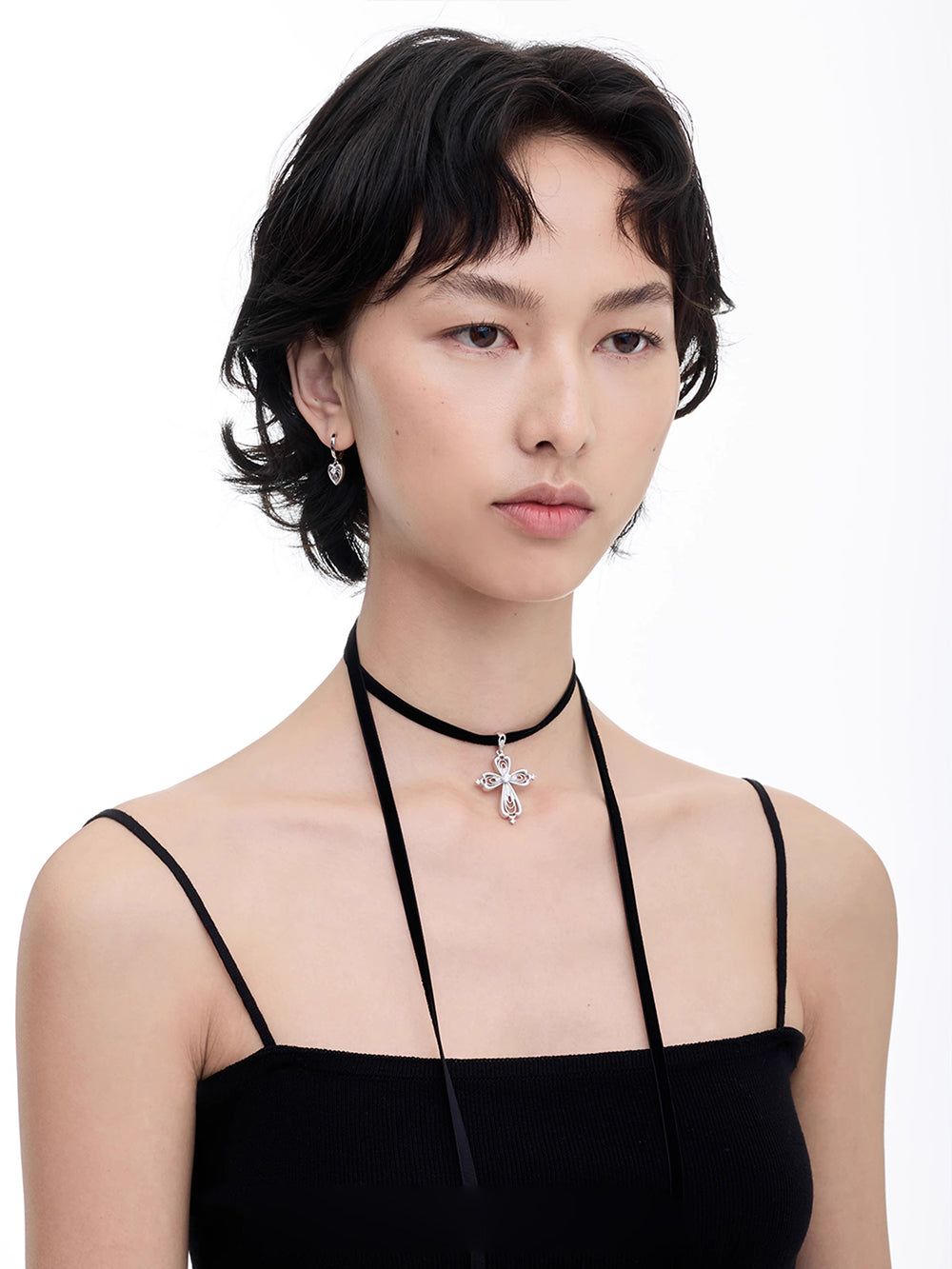 MUKTANK×SUN Lace cross velvet necklace