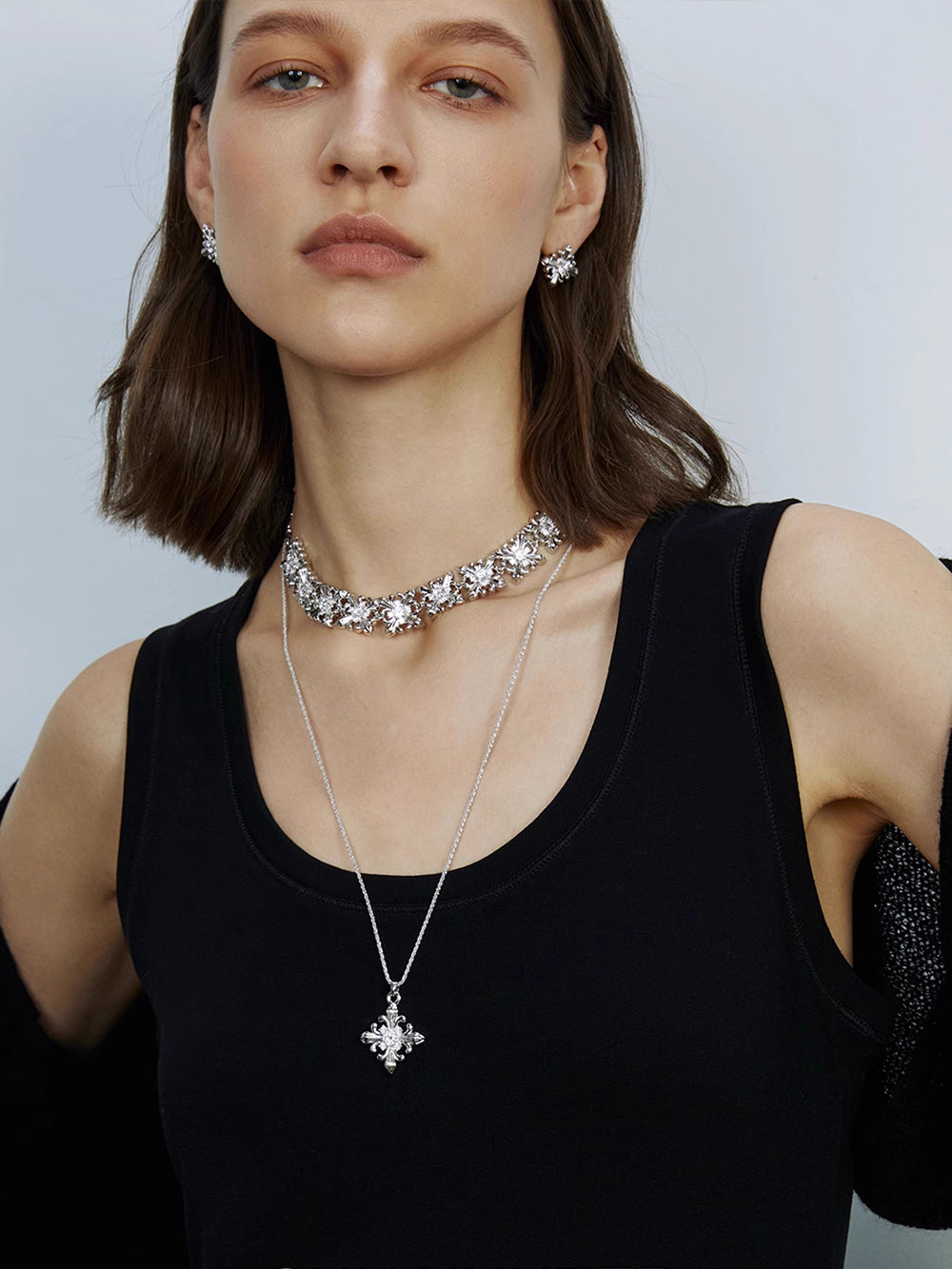 MUKTANK×SUN HUNTER Long Simple Iris-themed Necklace