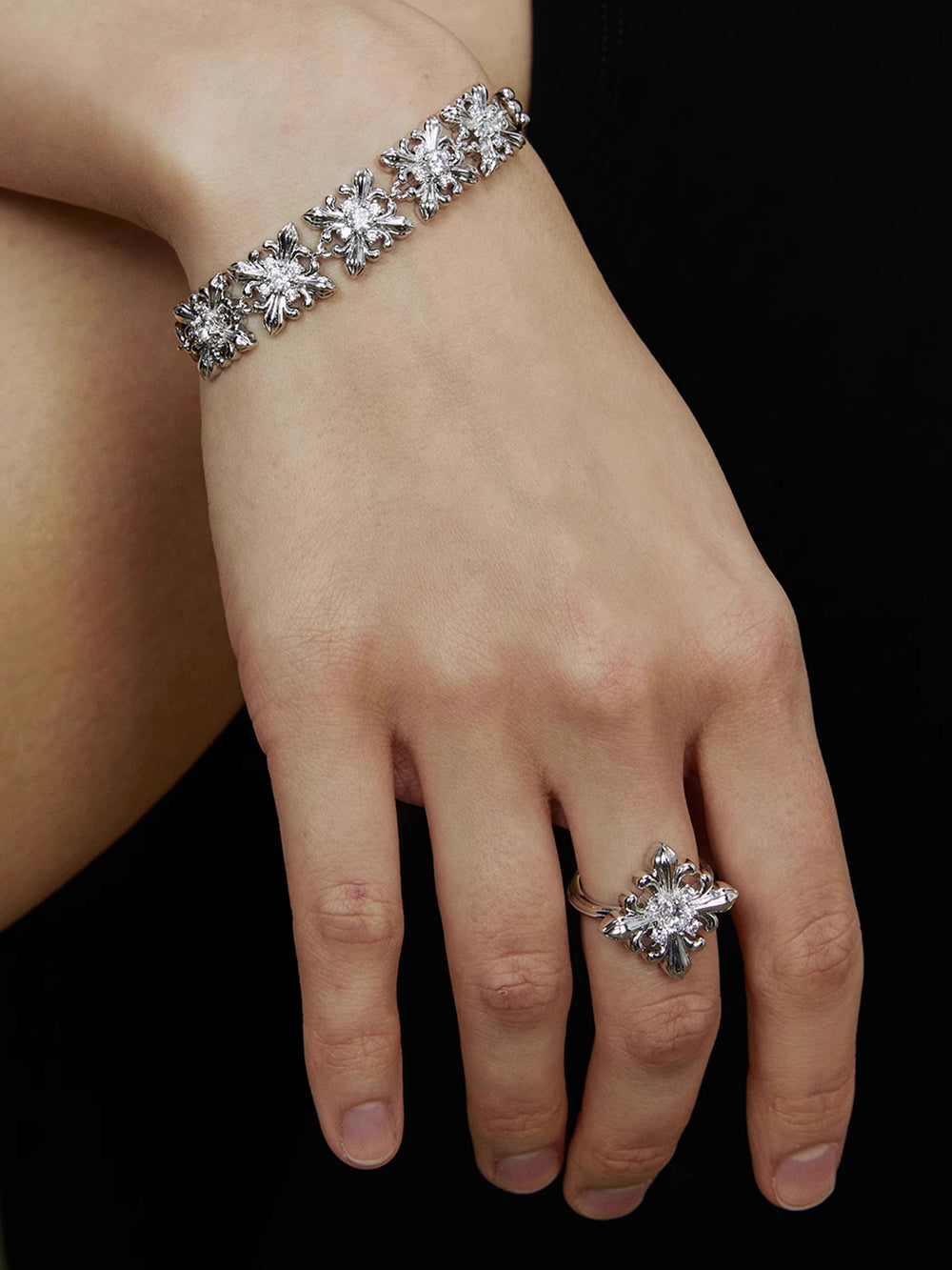 MUKTANK×SUN HUNTER Iris-shaped Square Ring