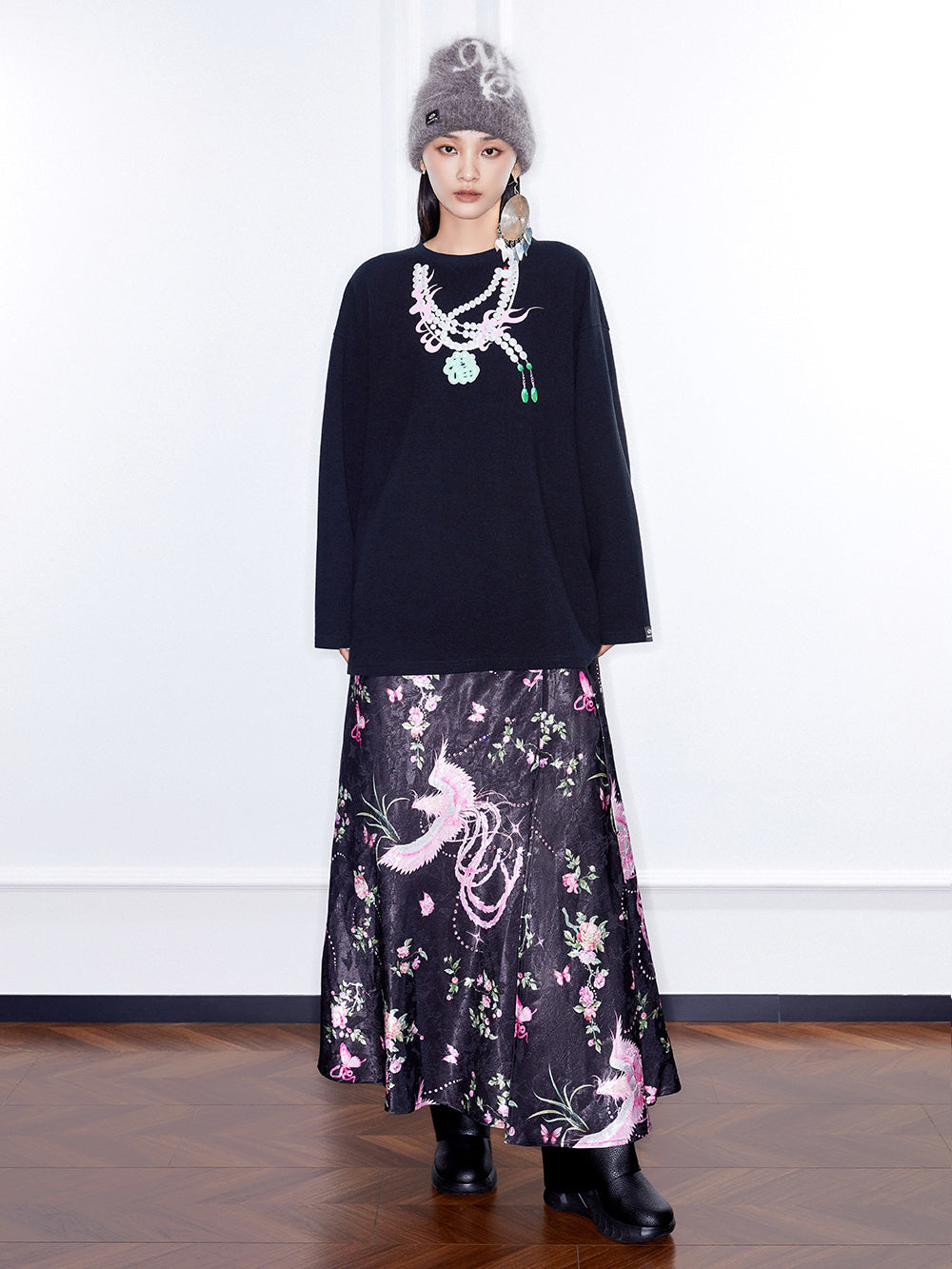 MUKZIN Linglong Long - sleeve Sweatshirt