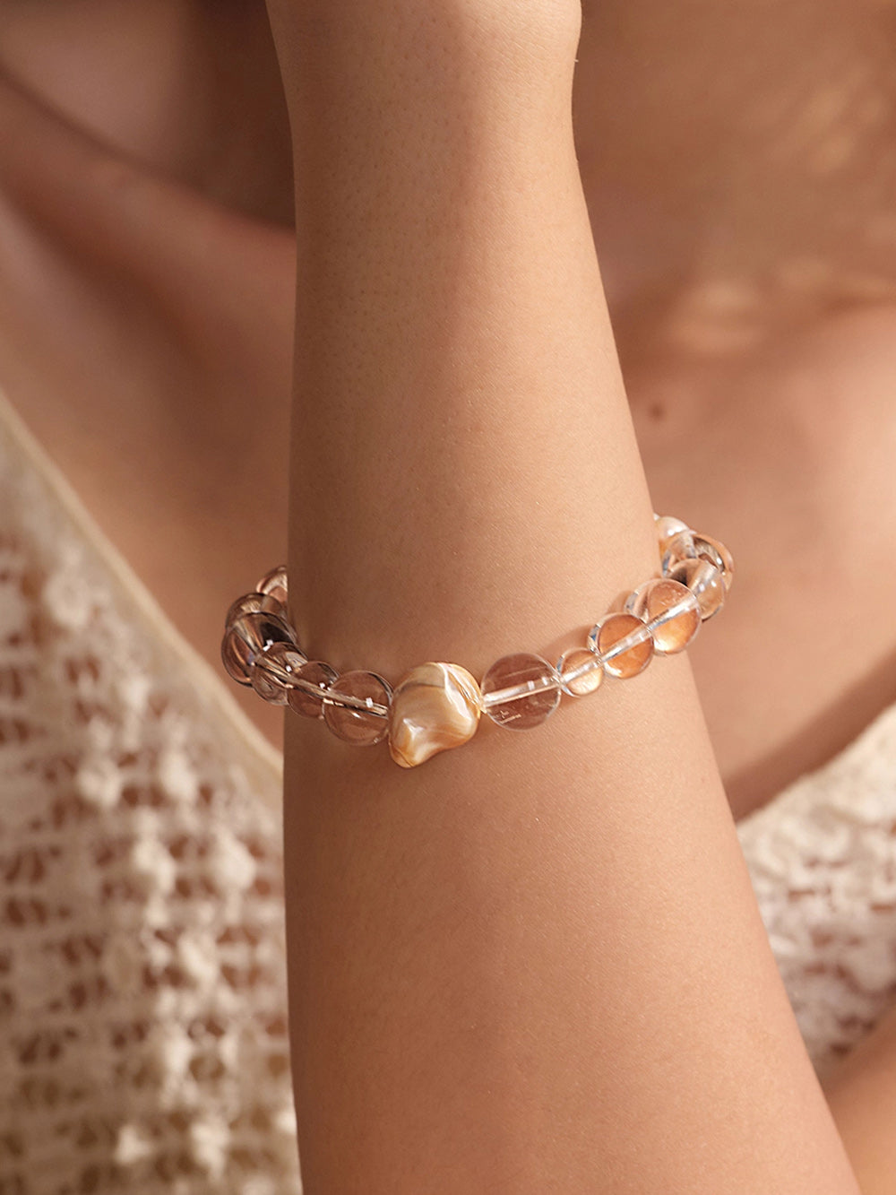 MUKTANK×SUN HUNTER“Fleeting Light”Seashell Crystal Bracelet(Beach Shell)