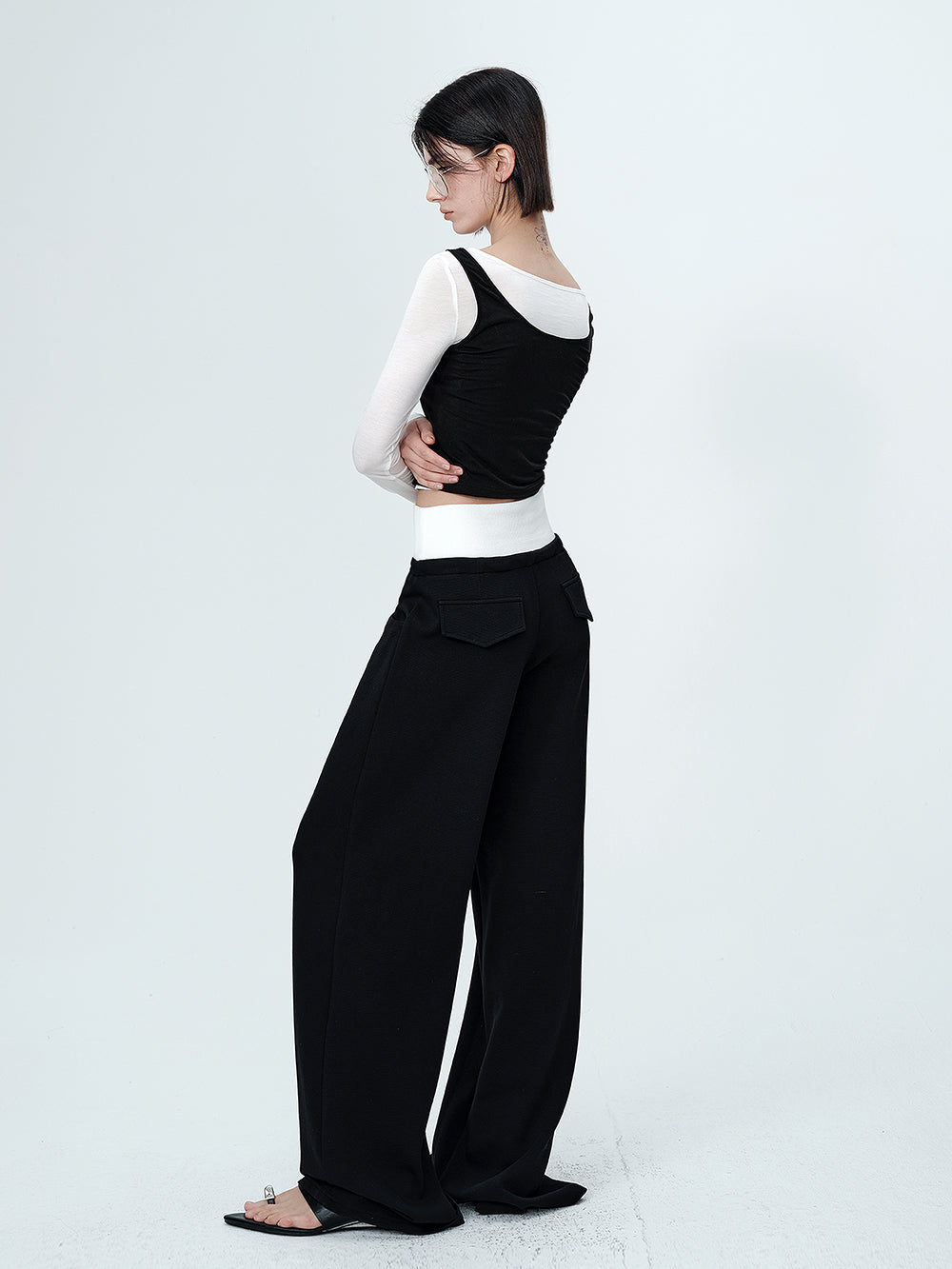 MUKTANK×MODULER Tencel Fake Two-piece Short Knitted Top with Contrasting Colors and a Slim Fit